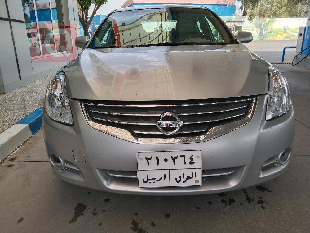 نیسان ئەلتیما